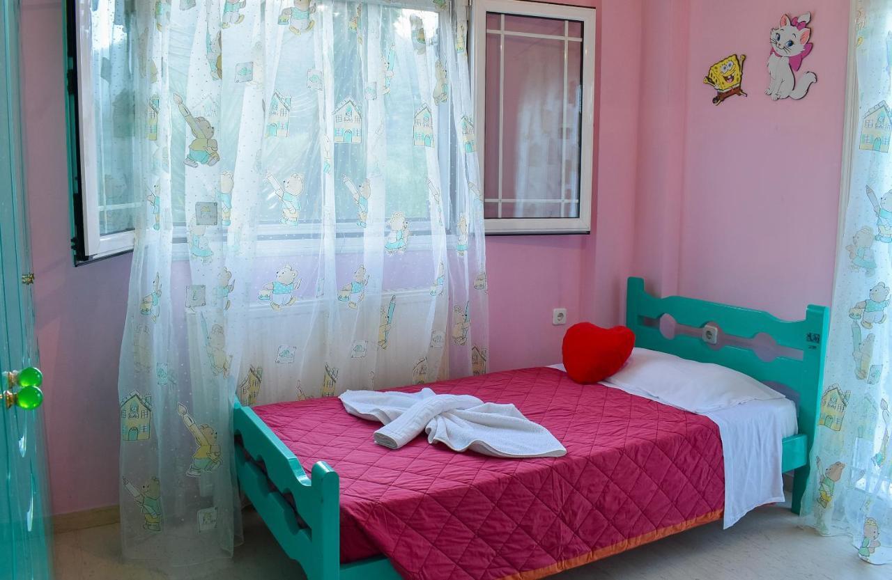 Vicky'S Village Private House Fiolitis Bagian luar foto